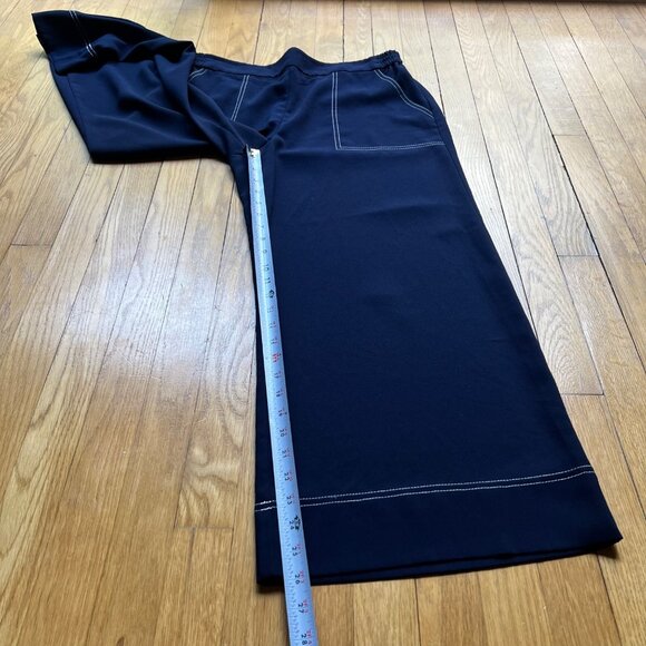 Trina Turk Size L Navy Blue w White Stitching Just Arrived Wide Leg Crop Pants - Picture 13 of 15